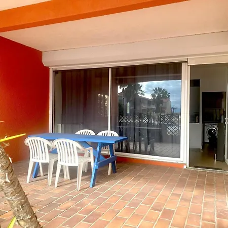 Apartment Climatise Au Bord Du Marin