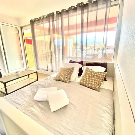 Apartment Climatise Au Bord Du Marin Le Barcares